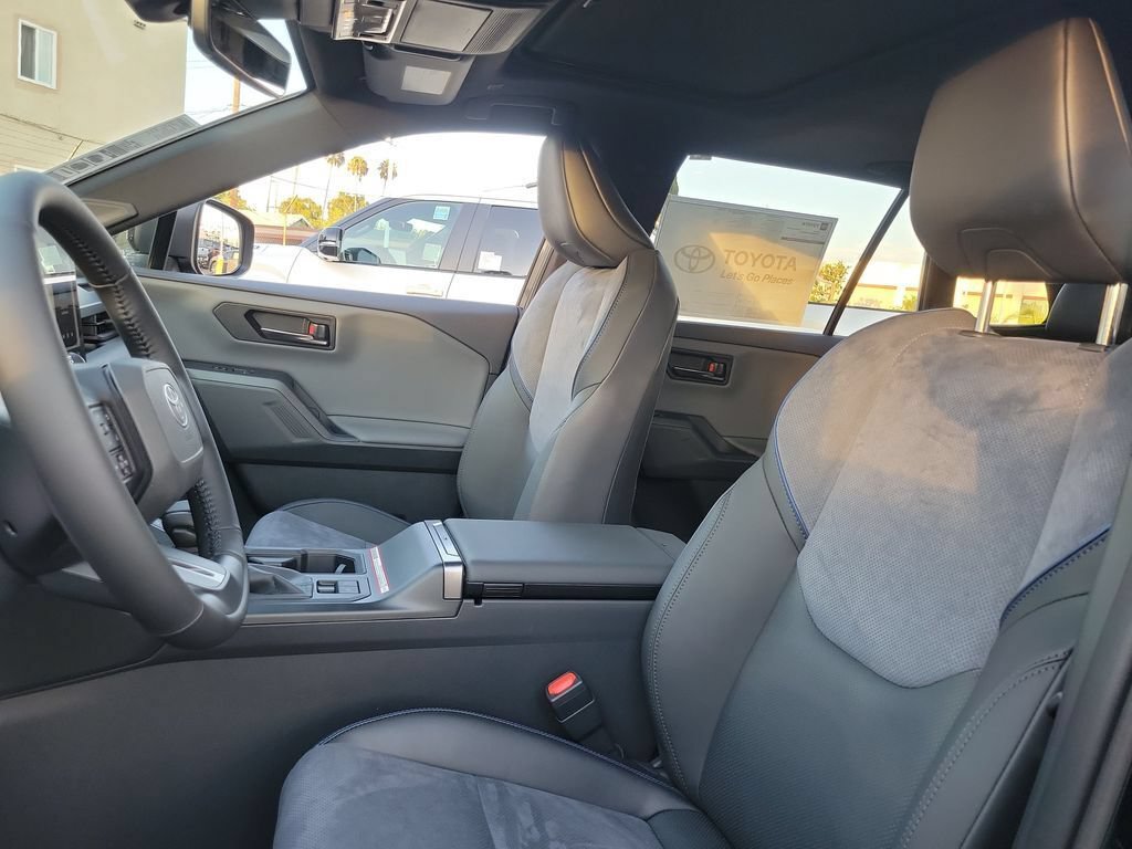 New 2026 Toyota RAV4 XSE AWD/4WD image 19