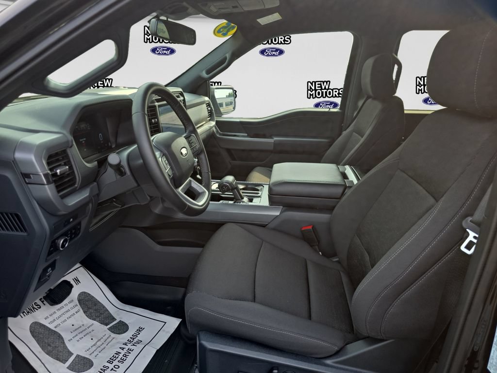 Used 2025 Ford F150 XLT w/ Equipment Group 302A MID AWD/4WD image 8