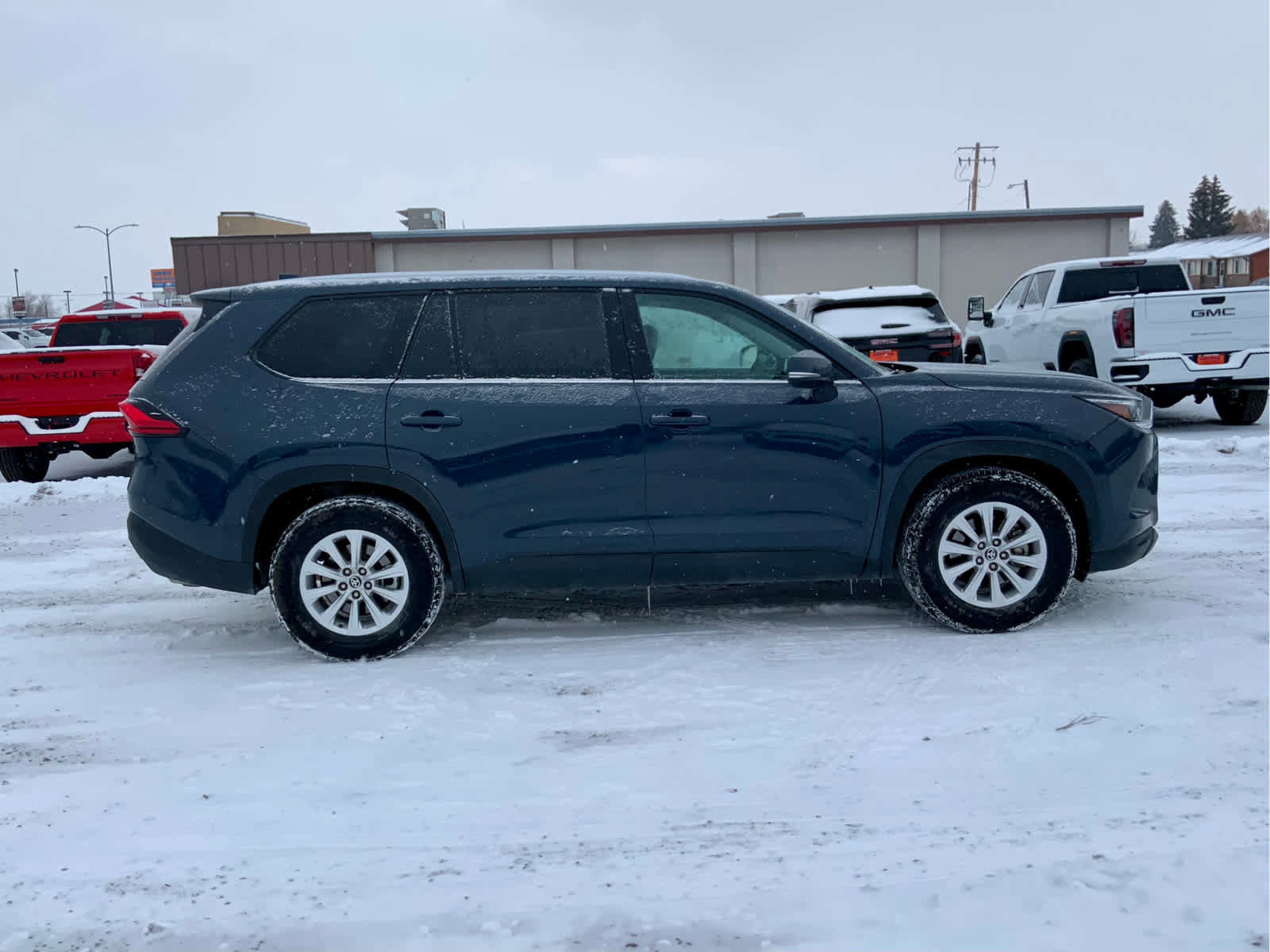 Used 2024 Toyota Grand Highlander XLE image 6