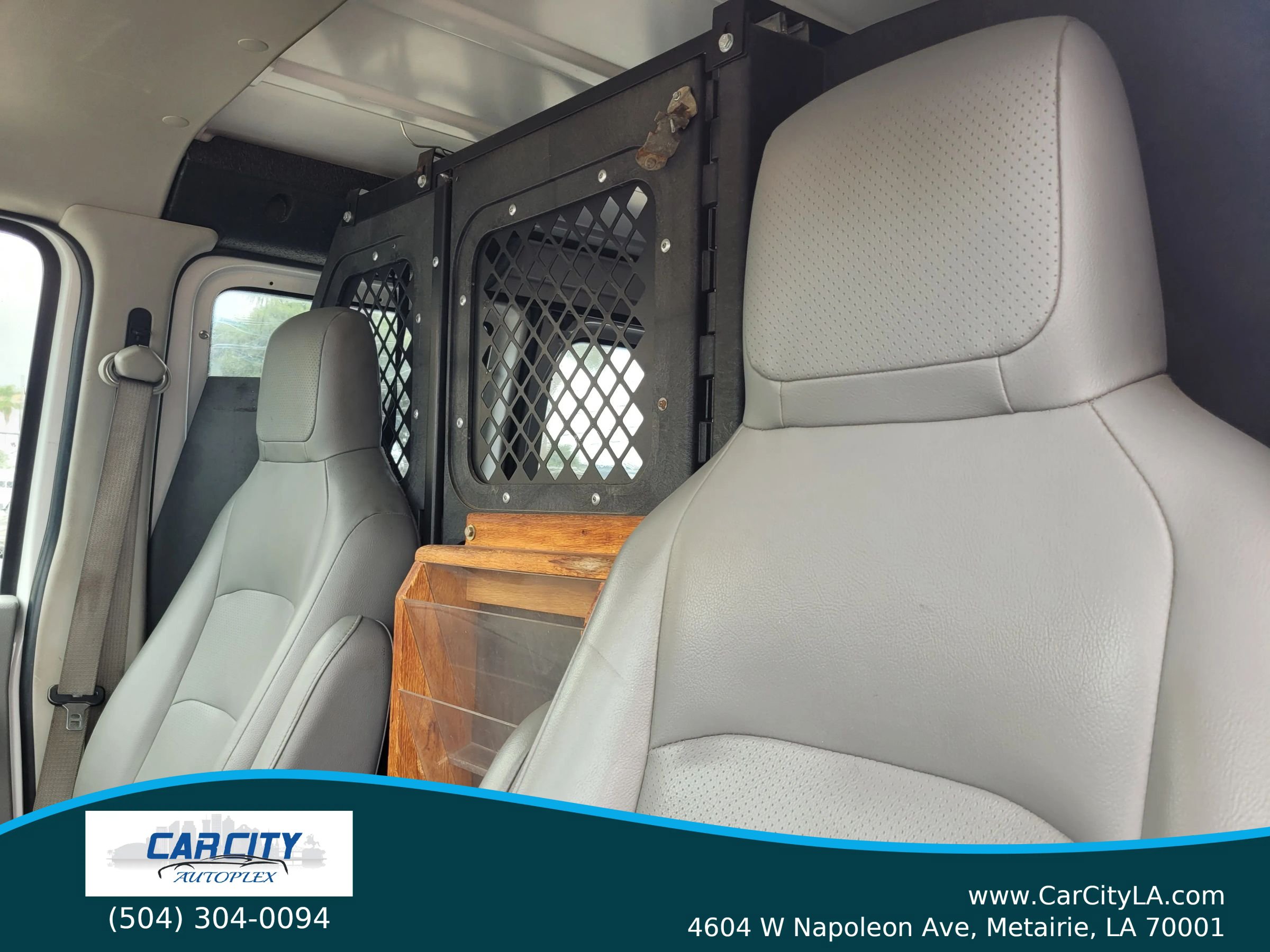 Used 2011 Ford E-250 and Econoline 250 w/ Commercial Cargo Van Pkg RWD image 14