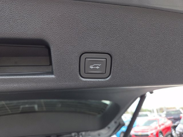 New 2026 GMC Acadia Elevation w/ Elevation Premium Package FWD image 18
