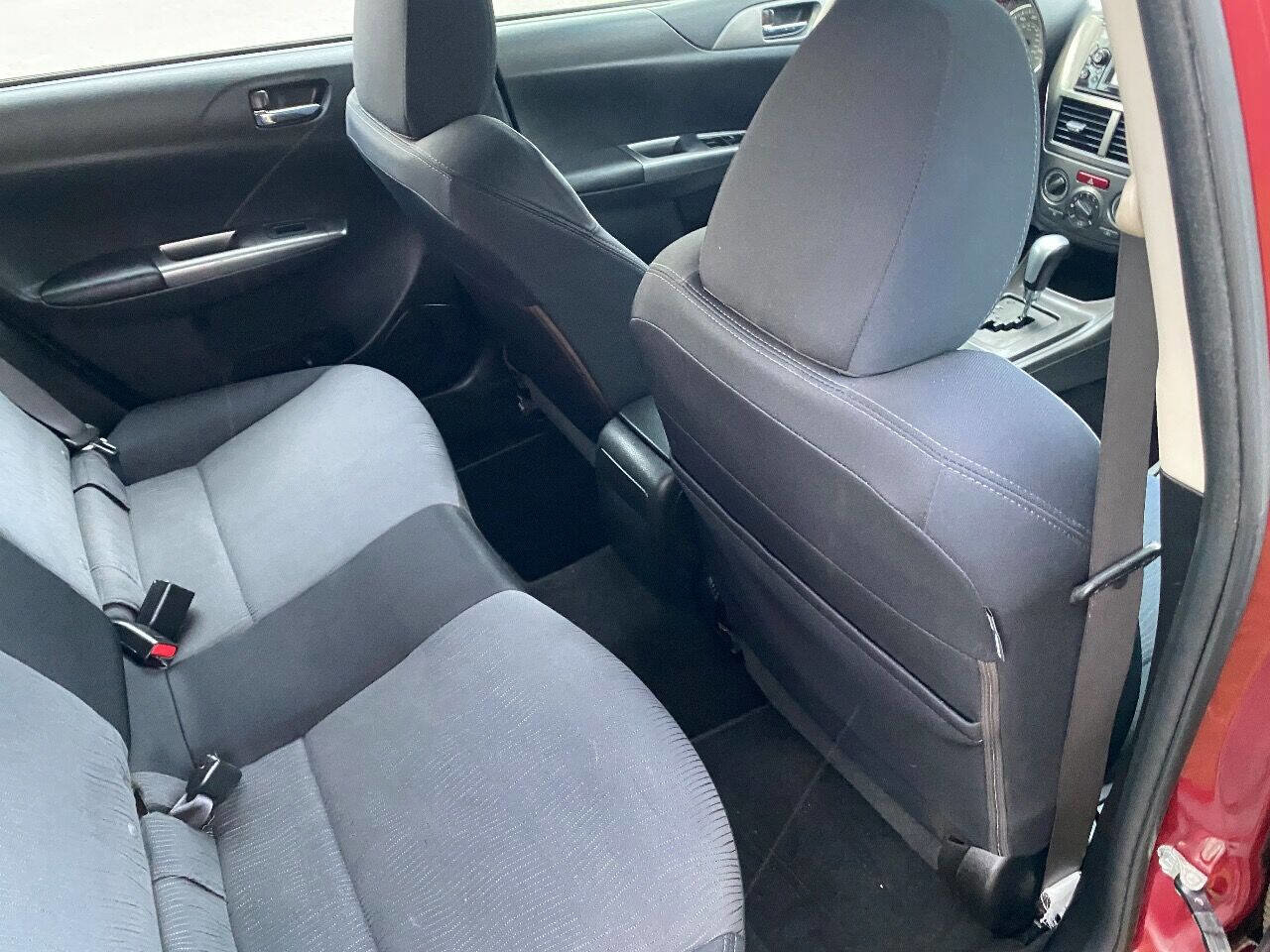 Used 2011 Subaru Impreza Outback Sport image 12