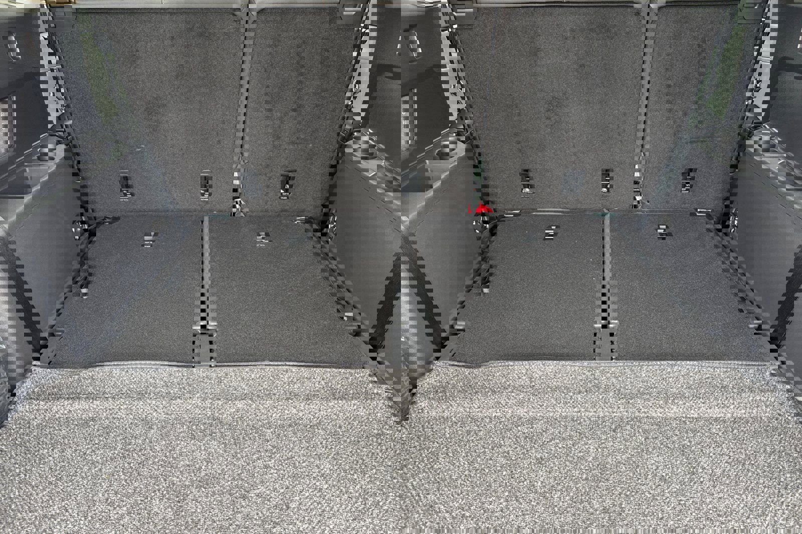 New 2025 Volkswagen Atlas Peak Edition SE image 16