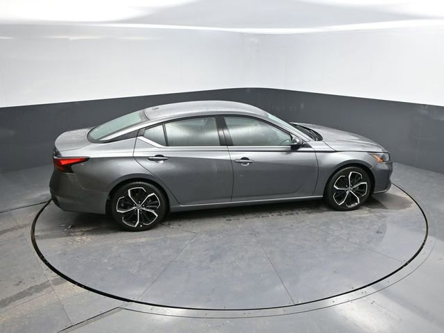 Used 2023 Nissan Altima 2.5 SR image 36