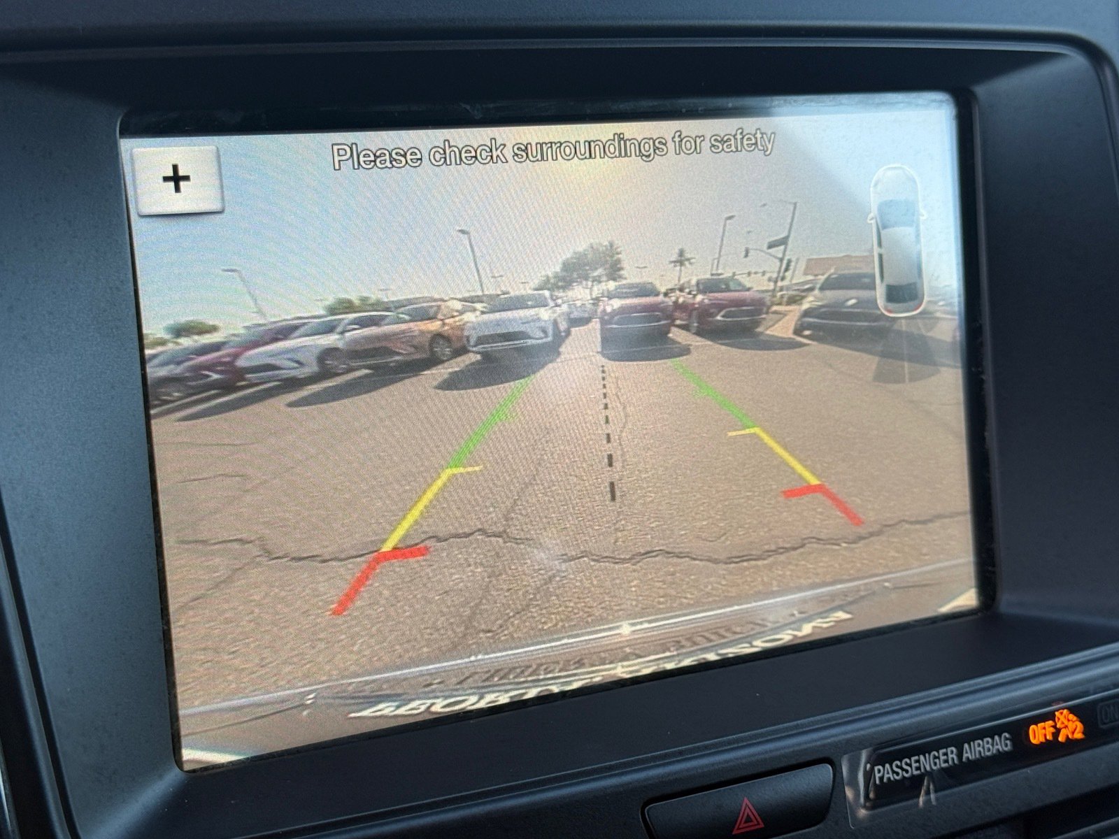 Used 2018 Ford Explorer XLT w/ Equipment Group 201A FWD image 18