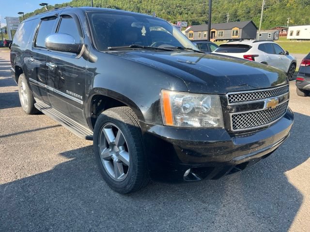 Used 2013 Chevrolet Suburban LTZ AWD/4WD image 3