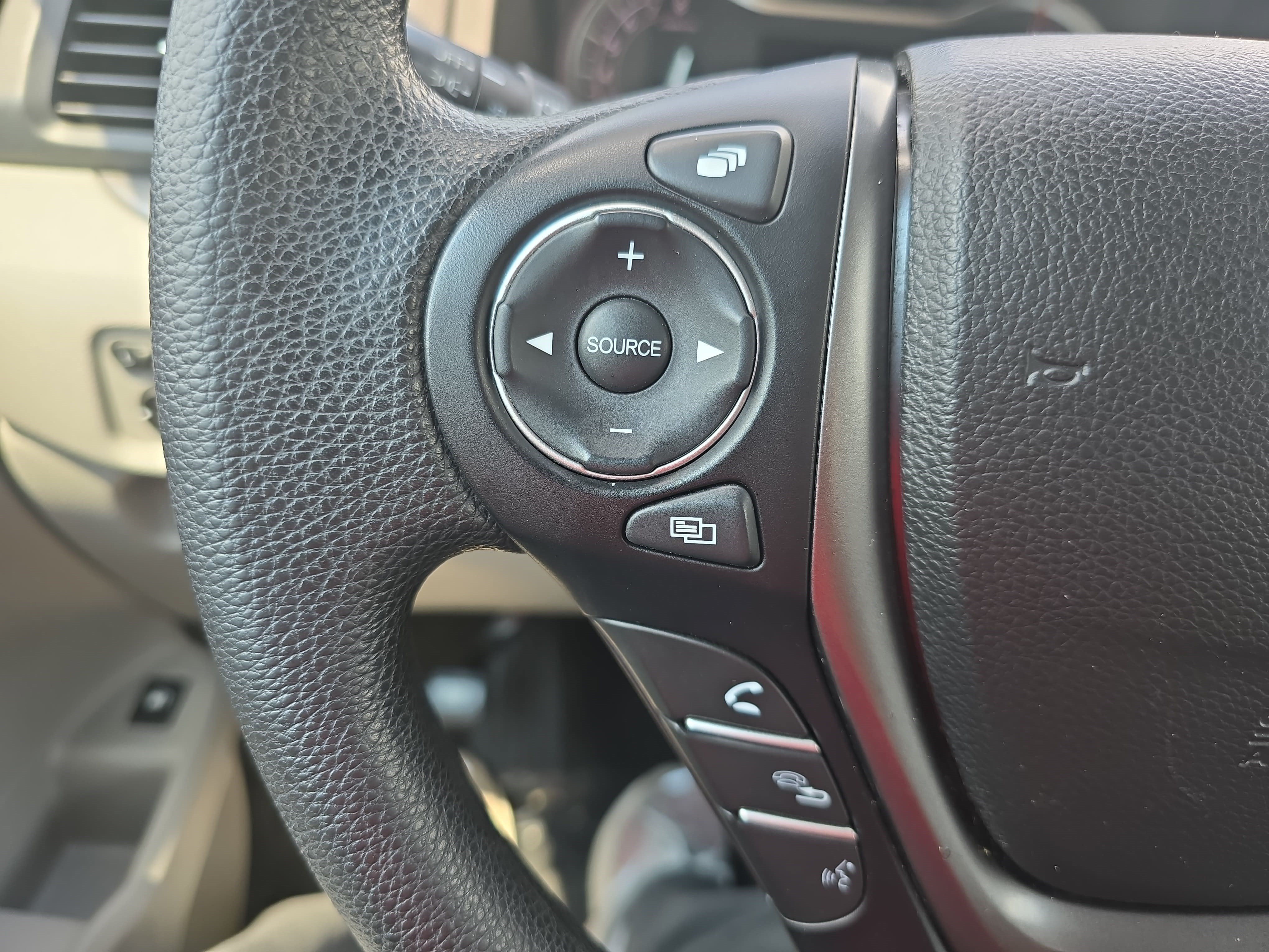 Used 2016 Honda Pilot EX image 18