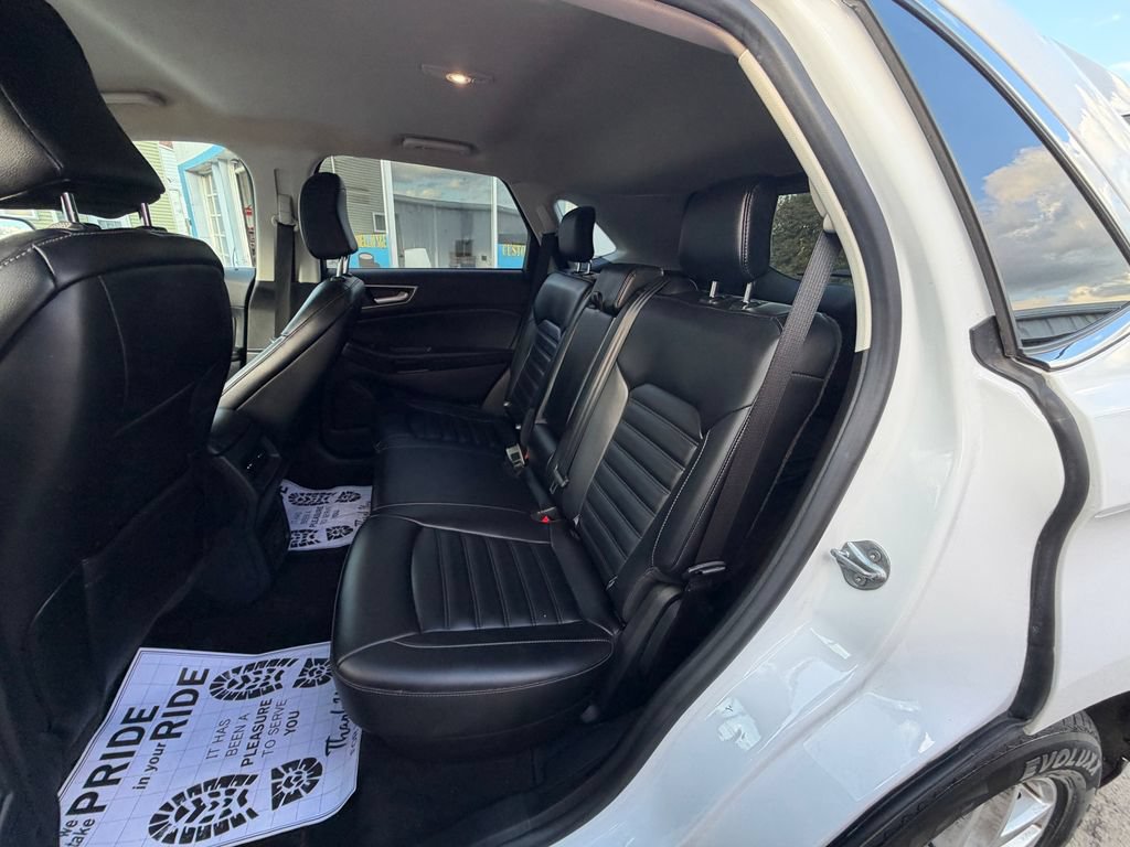 Used 2024 Ford Edge SEL AWD/4WD image 10