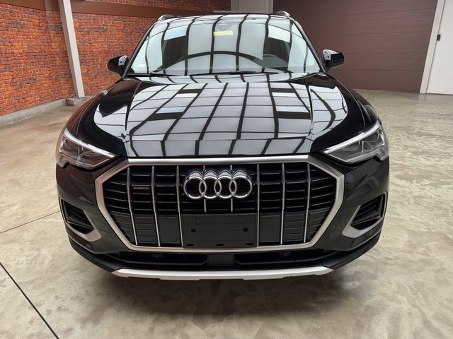Used 2020 Audi Q3 2.0T Premium Plus w/ Premium Plus Package image 8