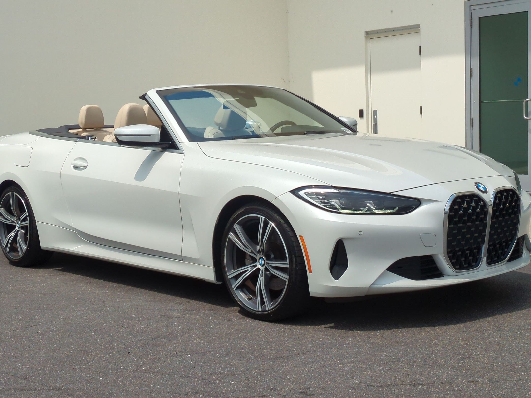 Used 2022 BMW 430i Convertible w/ Premium Package RWD image 34