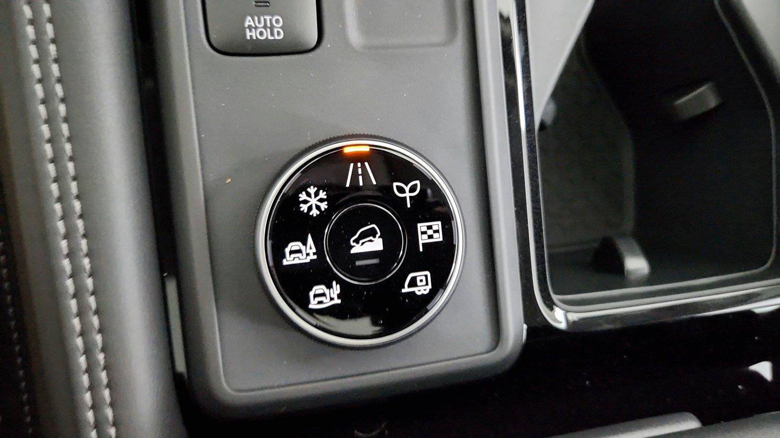 New 2026 Nissan Pathfinder Platinum AWD/4WD image 37