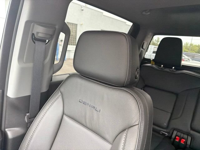 Used 2024 GMC Sierra 1500 Denali w/ Technology Package AWD/4WD image 71