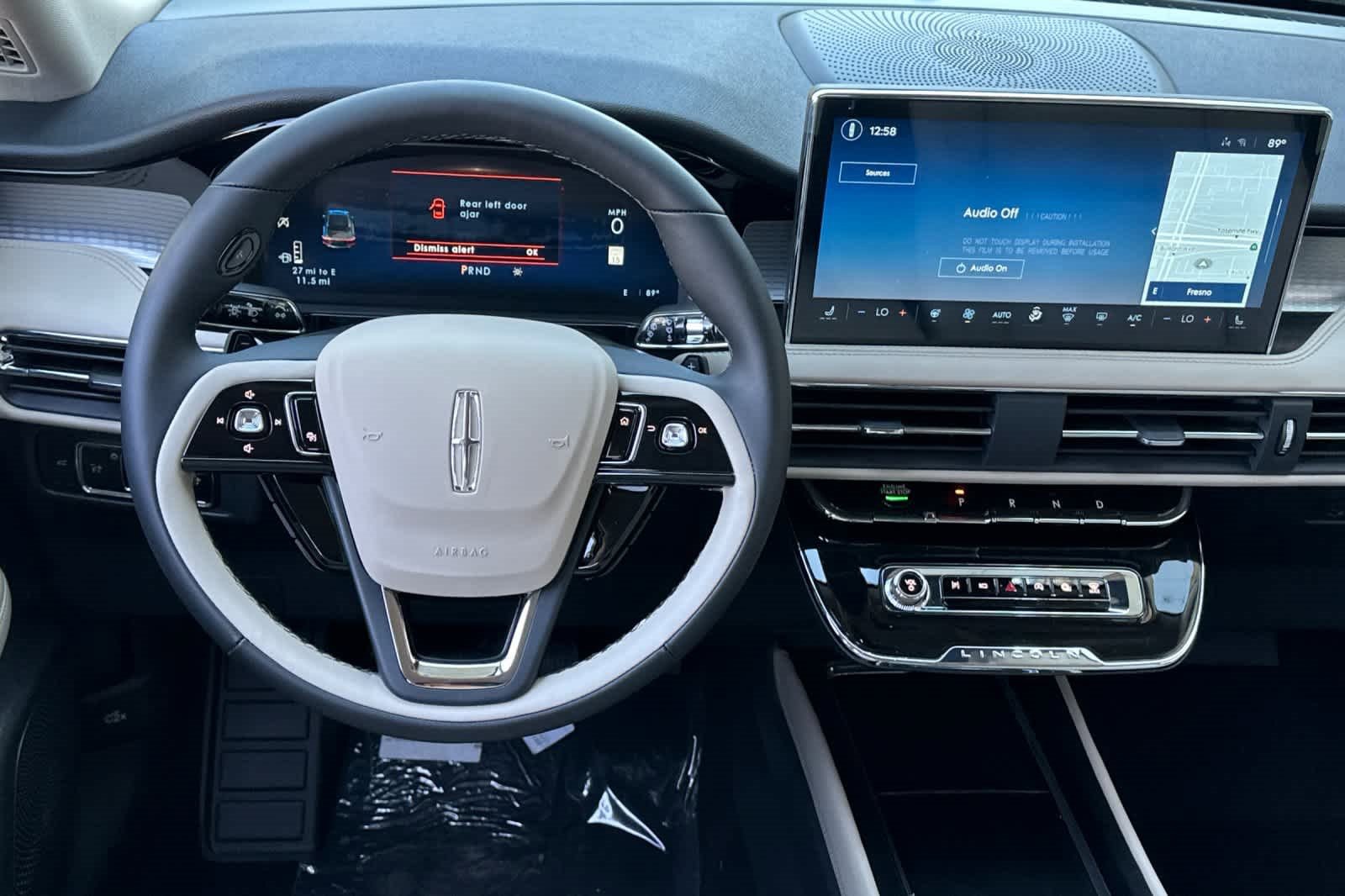 Used 2025 Lincoln Corsair Premiere w/ Equipment Group 101A image 15