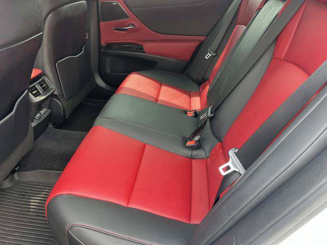 Certified 2024 Lexus ES 350 F Sport w/ Accessory Package (Z2) FWD image 21