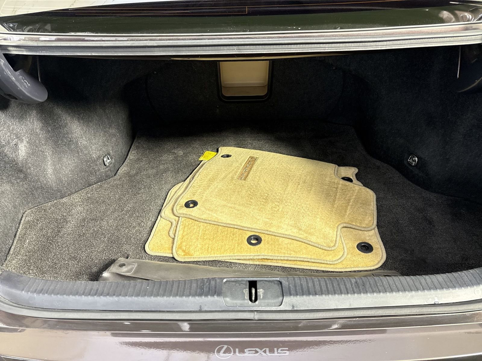 Used 2013 Lexus ES 350 w/ Luxury Pkg image 34