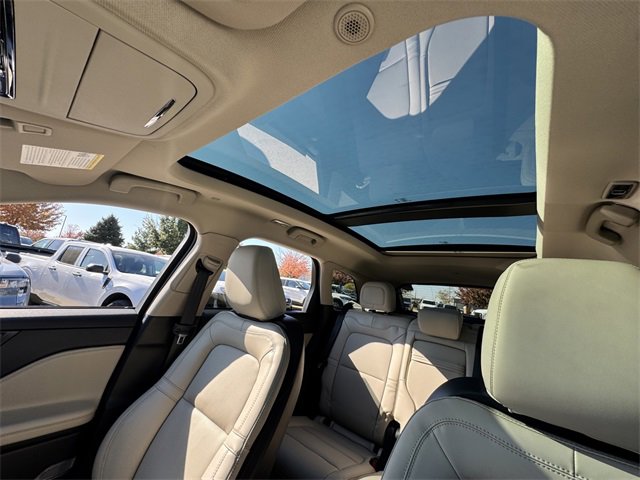 New 2026 Lincoln Corsair Premiere image 35