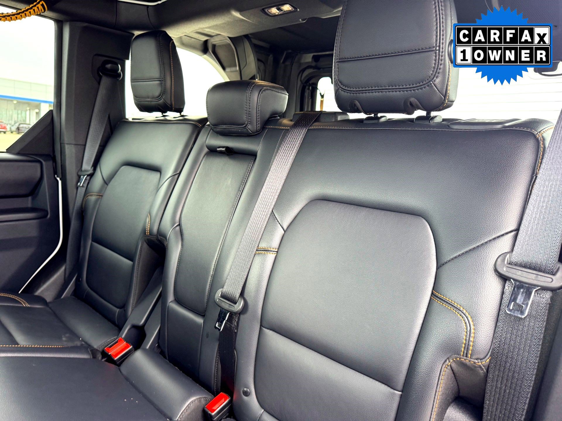 Used 2024 Ford Bronco Badlands image 16