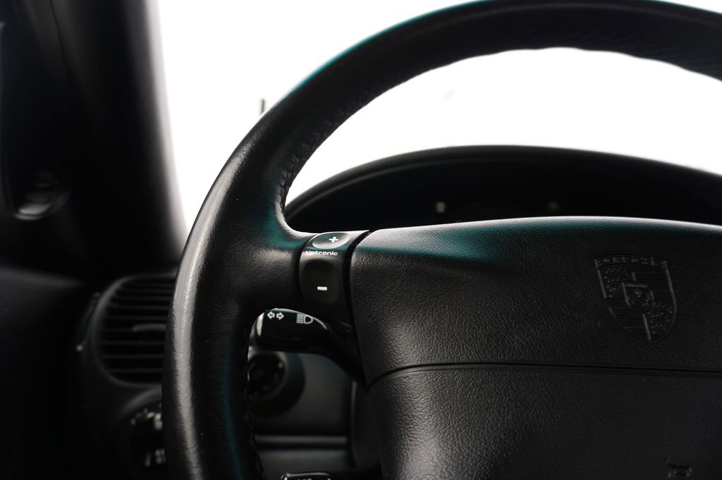 Used 2001 Porsche 911 Carrera image 20