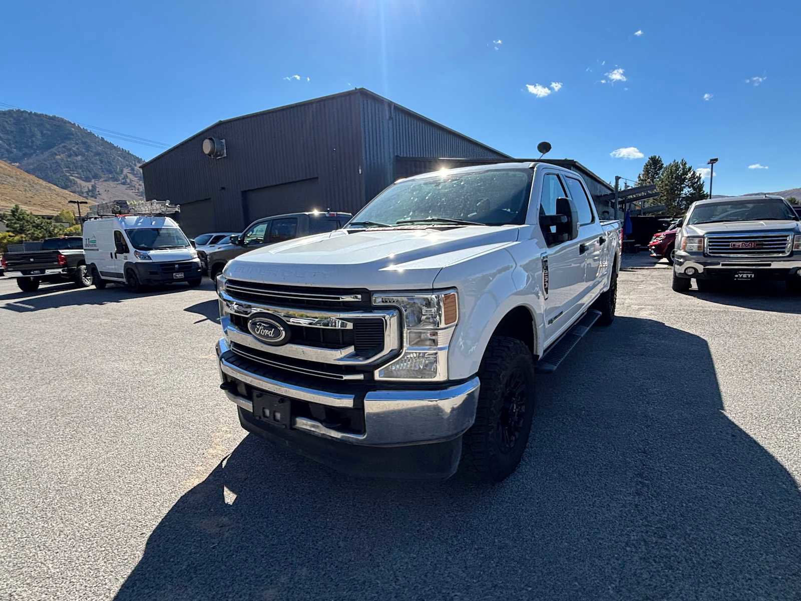 Used 2022 Ford F250 XLT image 2