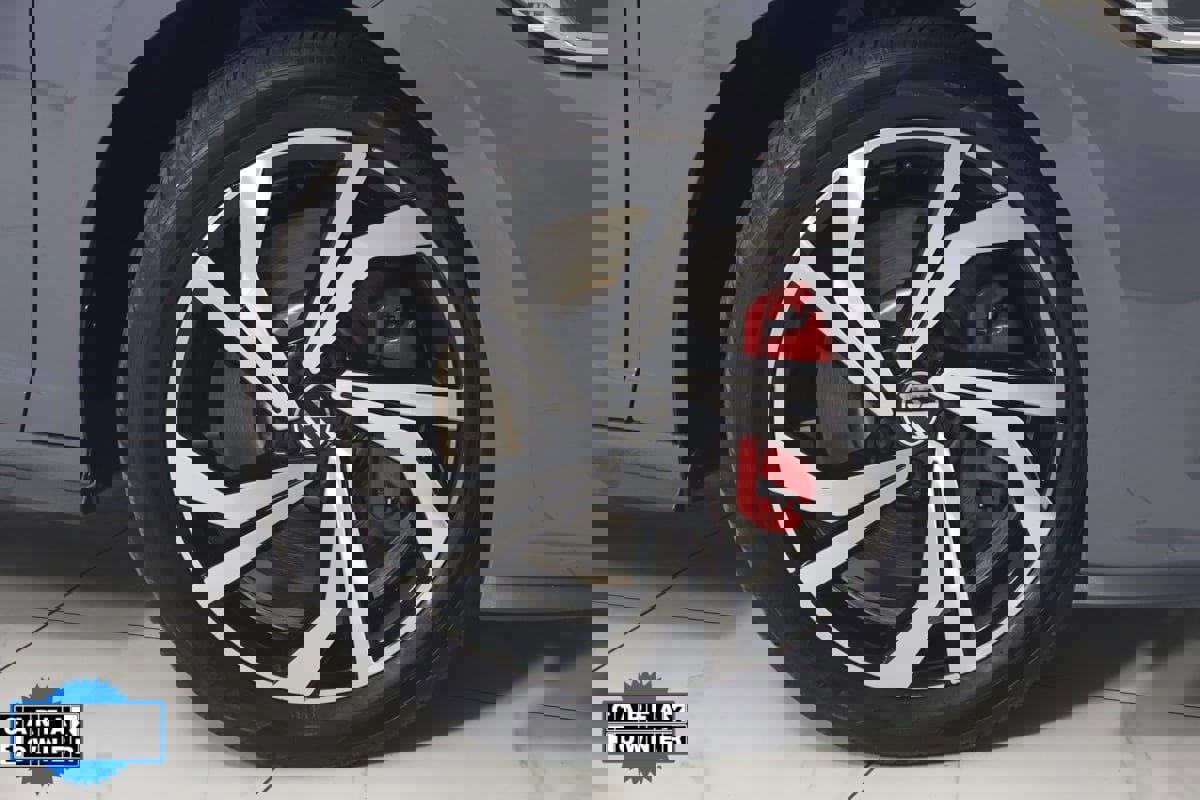 Used 2024 Volkswagen Jetta GLI Autobahn image 15