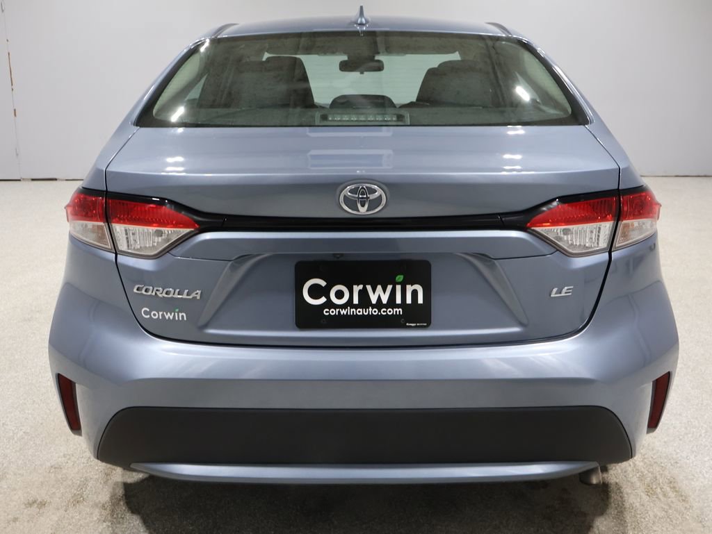 Used 2021 Toyota Corolla LE video 3