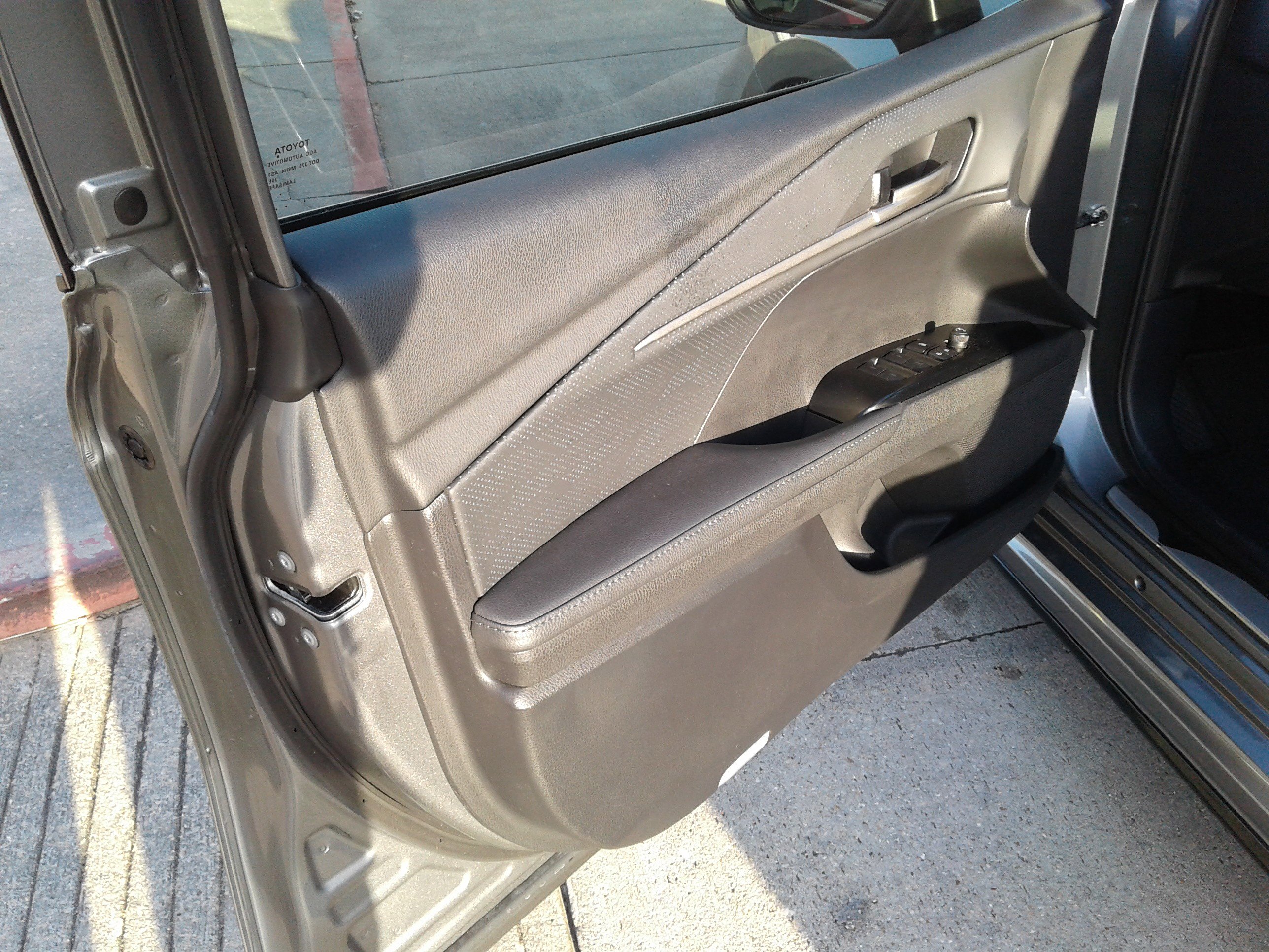 Used 2025 Toyota Camry XSE image 15