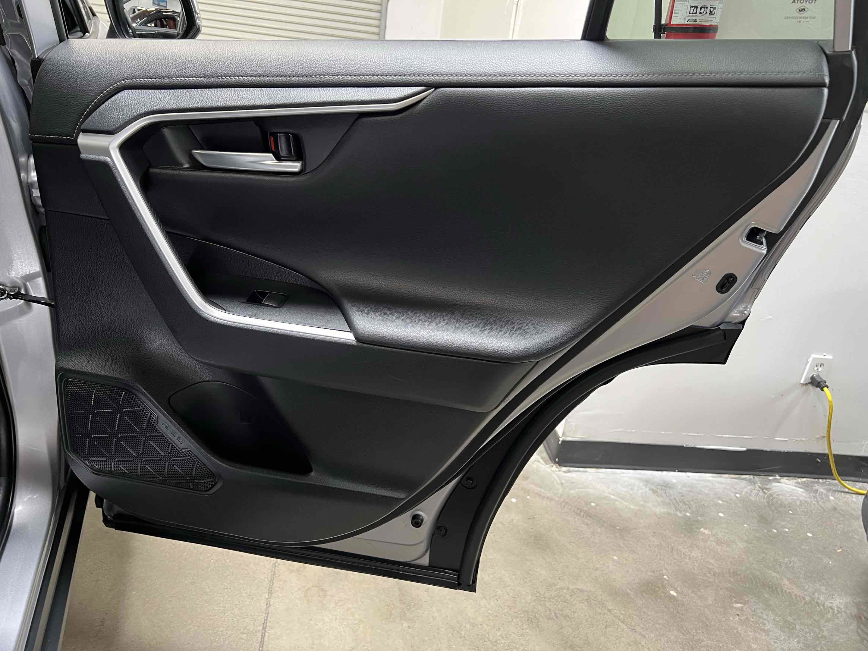 Used 2021 Toyota RAV4 Limited w/ Carpet Mat Package (TMS) image 74