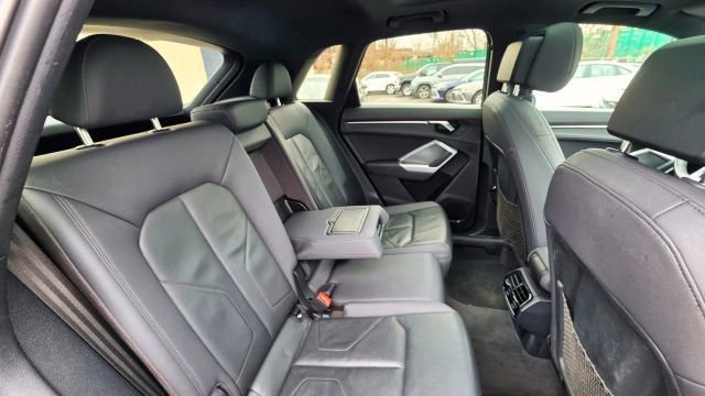 Used 2020 Audi Q3 2.0T Premium w/ Convenience Package image 34