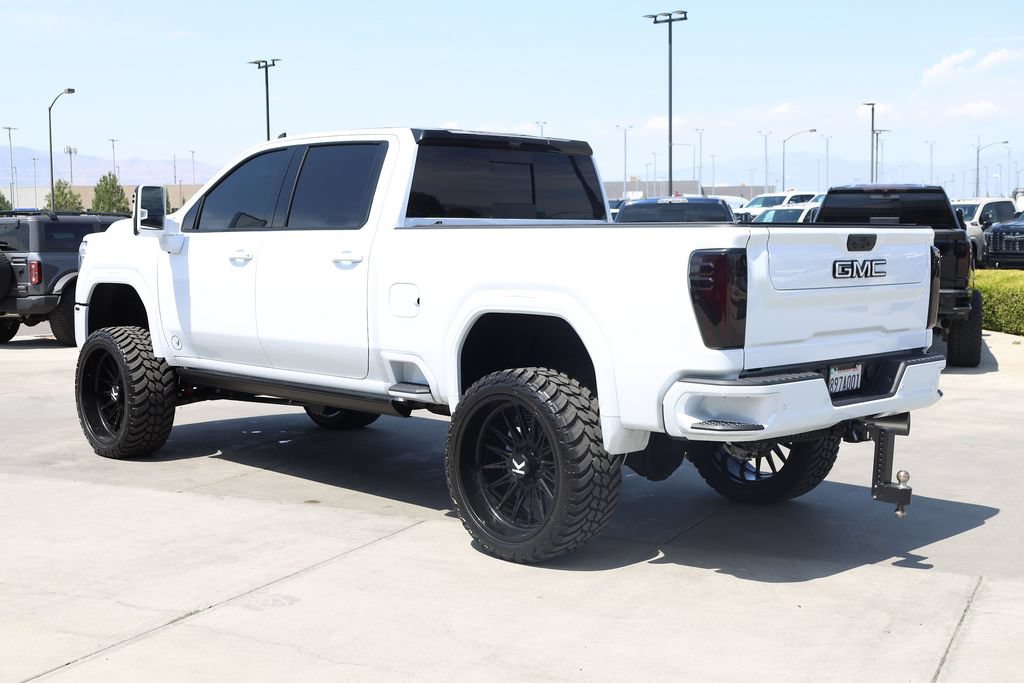 Used 2026 GMC Sierra 3500 Denali Ultimate AWD/4WD image 4