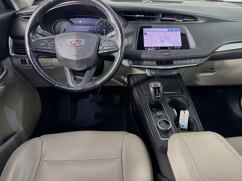 Used 2019 Cadillac XT4 Luxury w/ Cold Weather Package FWD image 23