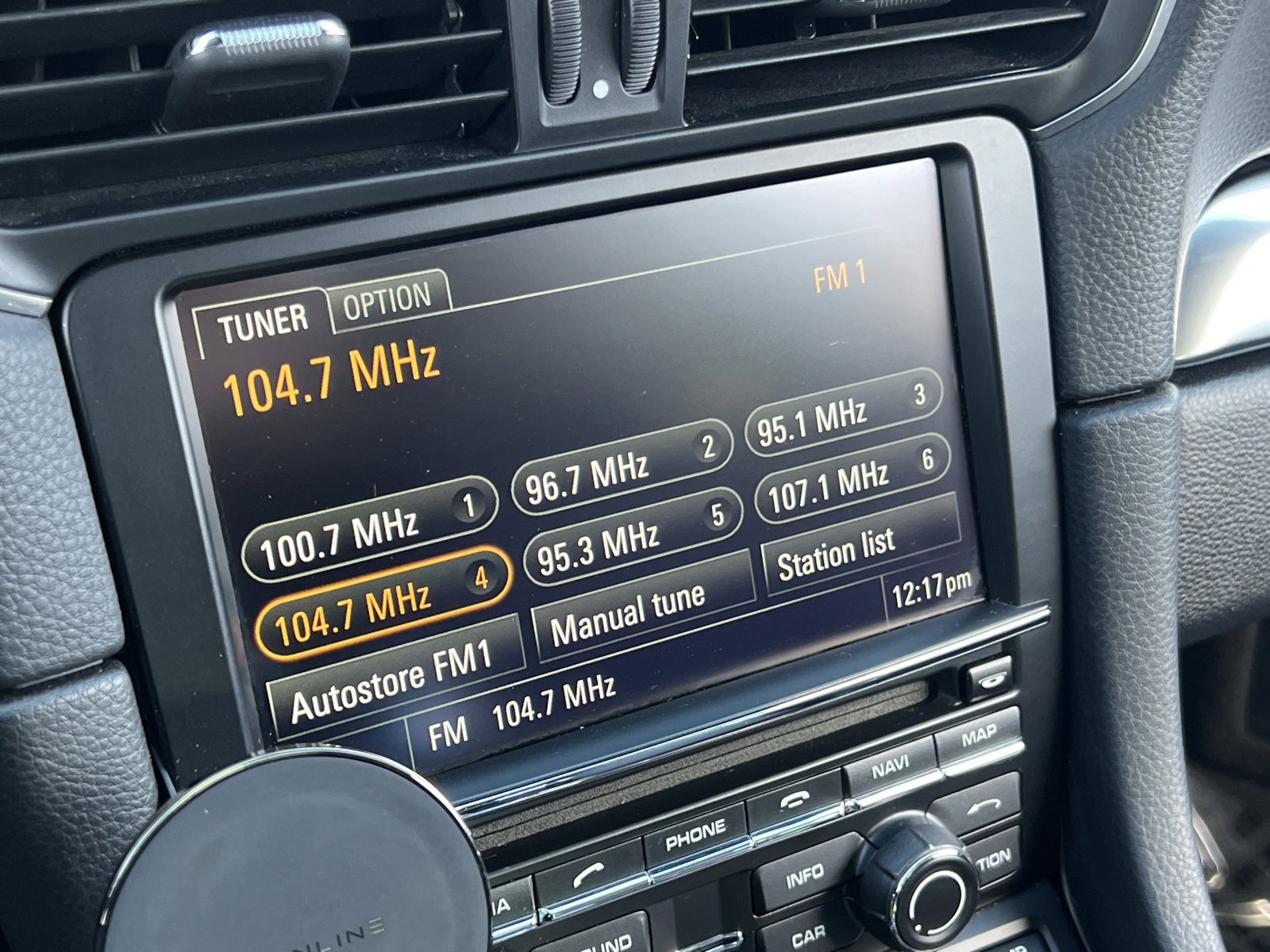 Certified 2015 Porsche 911 Carrera 4S image 21