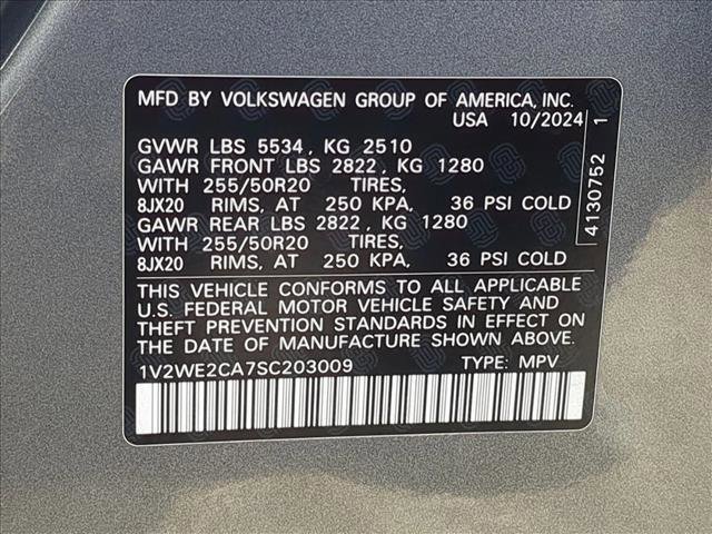 Used 2025 Volkswagen Atlas Cross Sport SE image 24