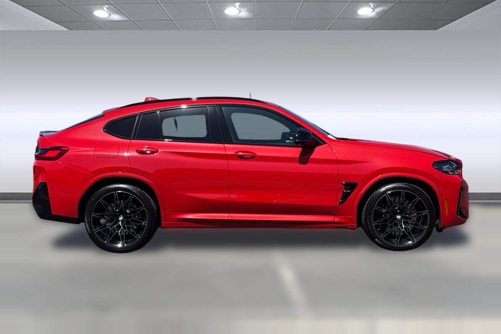 Used 2025 BMW X4 M w/ Competition Package AWD/4WD image 7