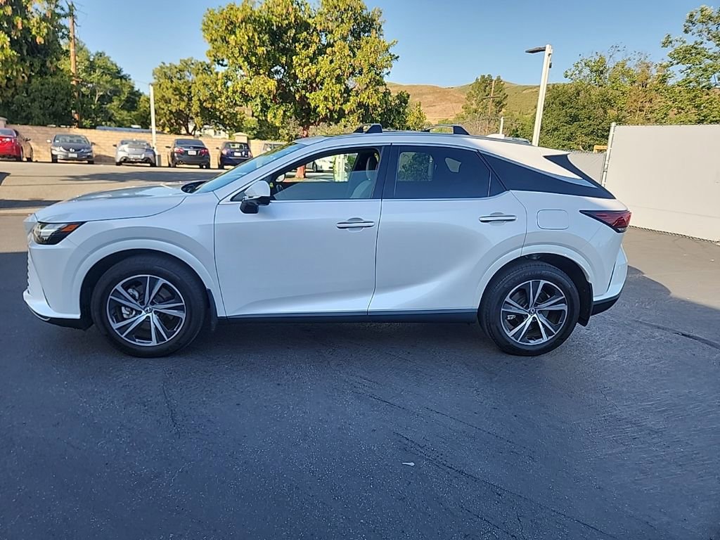 Used 2023 Lexus RX 350h w/ Cold Area Package AWD/4WD image 2