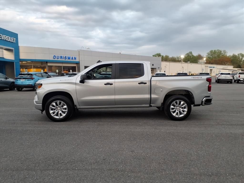 Used 2022 Chevrolet Silverado 1500 Custom image 6