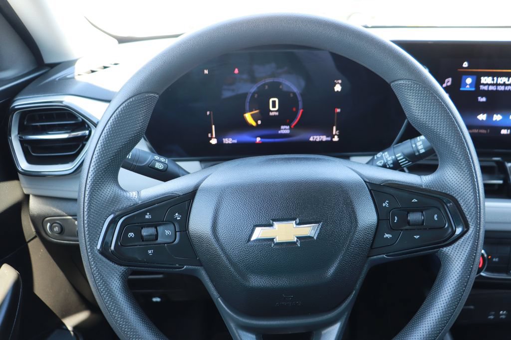 Used 2025 Chevrolet TrailBlazer LT FWD image 19