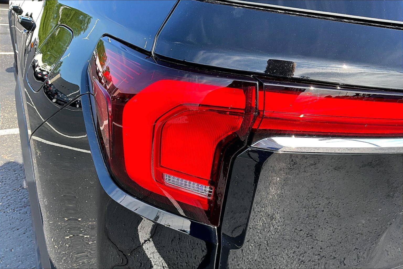 New 2026 GMC Terrain Elevation w/ Elevation Premium Package AWD/4WD image 33