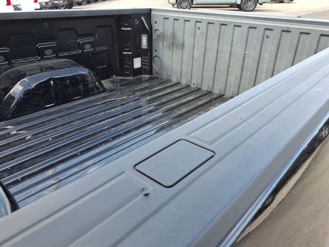 Used 2019 Chevrolet Silverado 1500 LT Trail Boss w/ Convenience Package AWD/4WD image 19