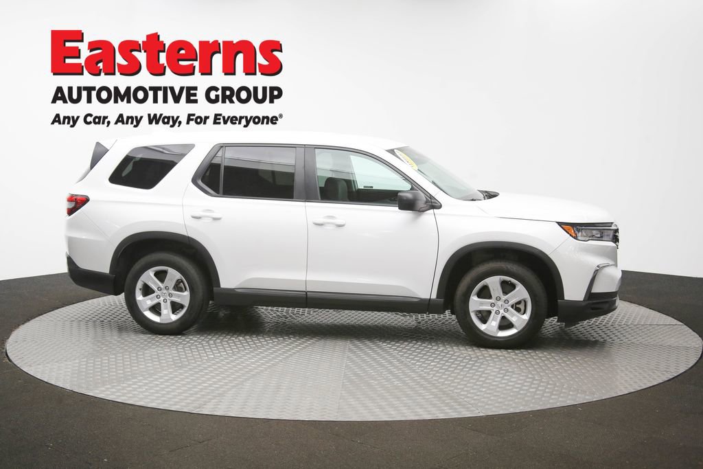 Used 2023 Honda Pilot LX image 46