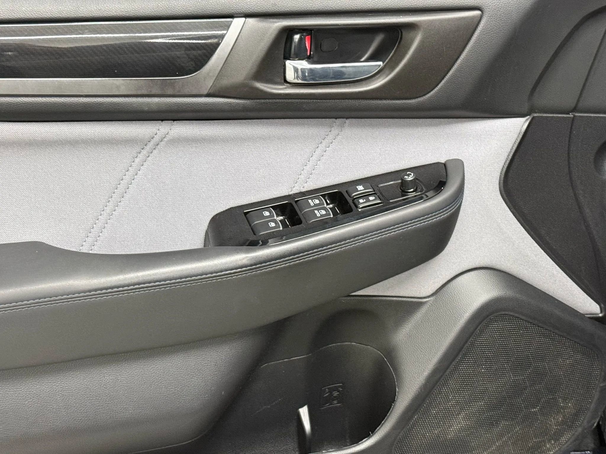 Used 2018 Subaru Legacy 2.5i Sport w/ Popular Package #2B image 20