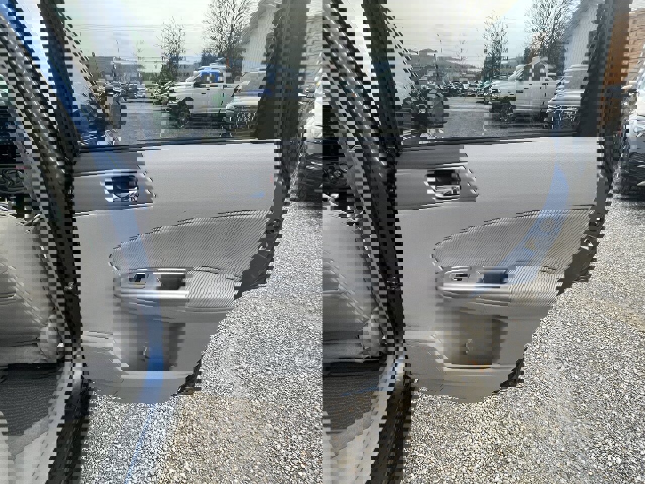 Used 2010 Subaru Forester 2.5X Premium image 19