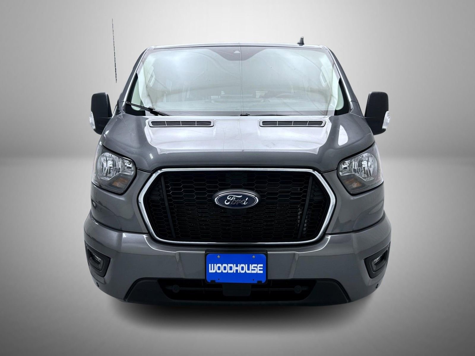 Used 2024 Ford Transit 350 XLT image 2