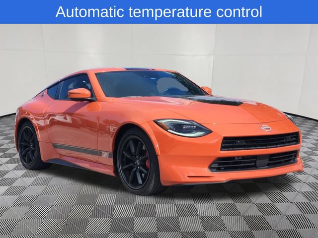 Used 2024 Nissan Z Performance w/ Heritage Edition RWD image 3