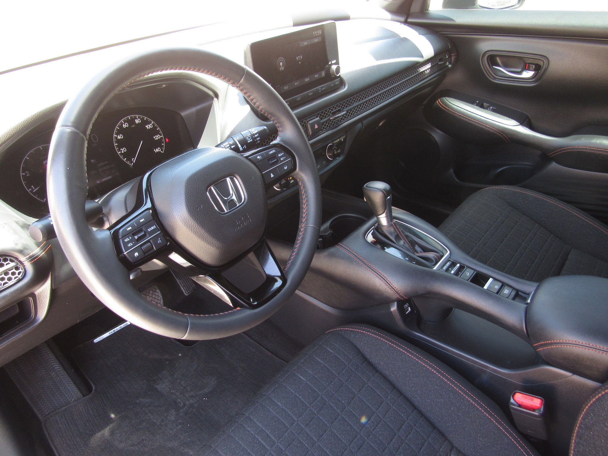 Certified 2023 Honda HR-V Sport image 15