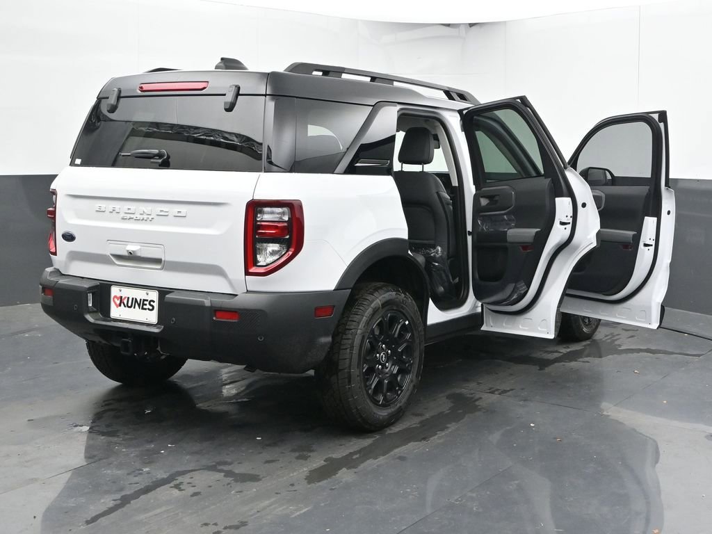 New 2025 Ford Bronco Sport Badlands image 48