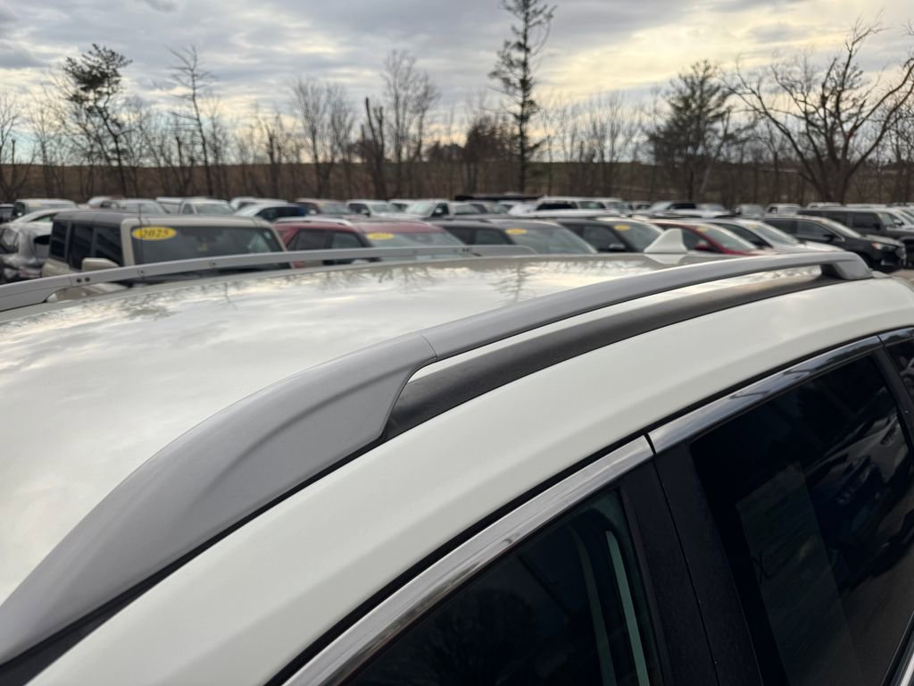 Used 2017 Nissan Rogue SL image 14