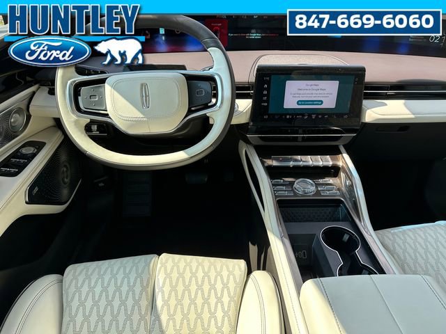 Used 2024 Lincoln Nautilus Black Label AWD/4WD image 18