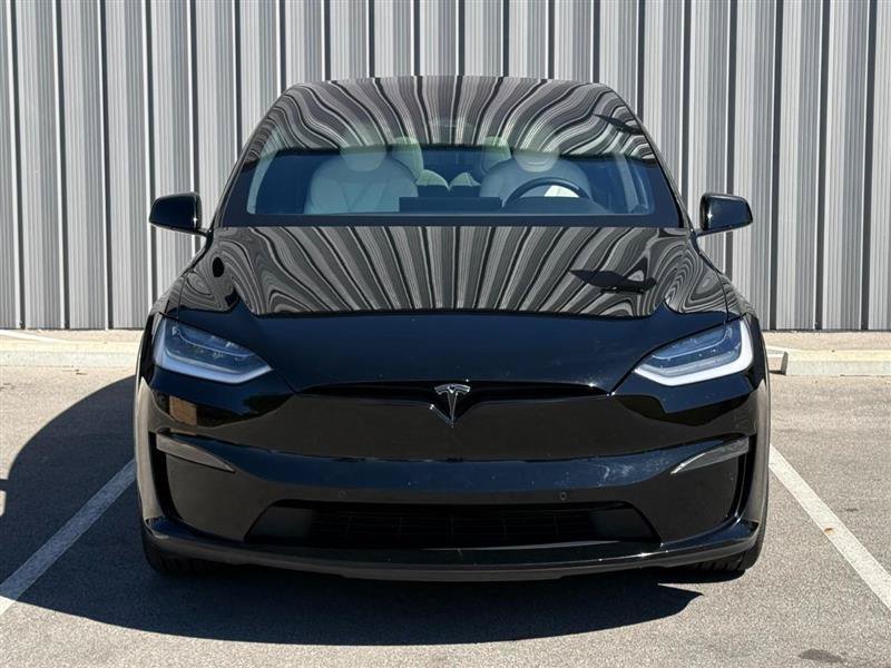 Used 2023 Tesla Model X AWD/4WD image 2