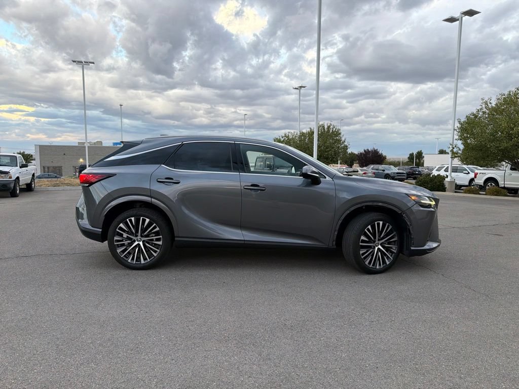 Used 2023 Lexus RX 350 Premium Plus w/ Accessory Package (Z1) AWD/4WD image 4