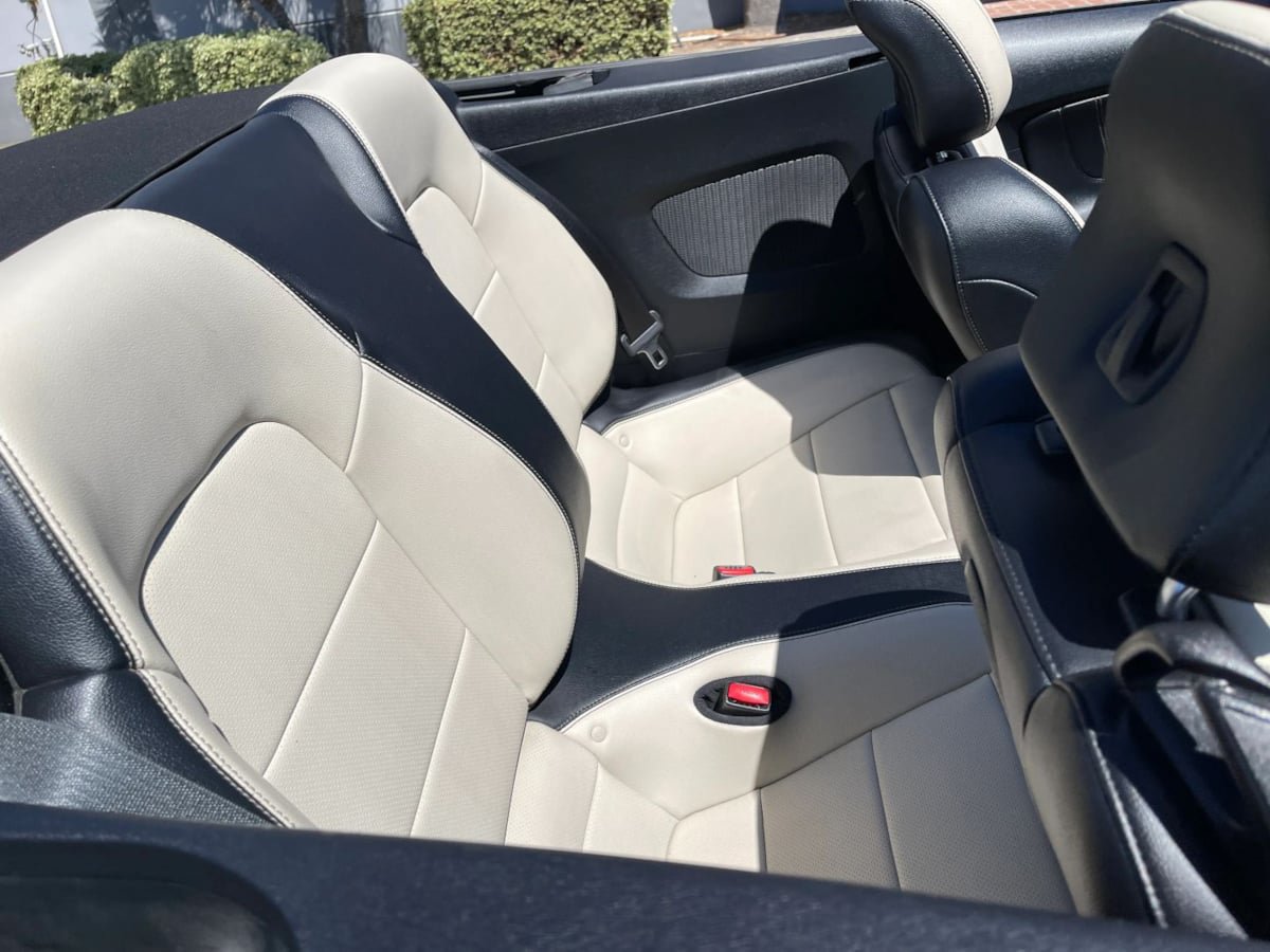 Used 2016 Ford Mustang Premium RWD image 22